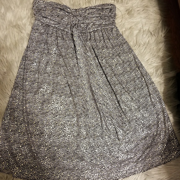 Strapless Express NWOT - Picture 2 of 2