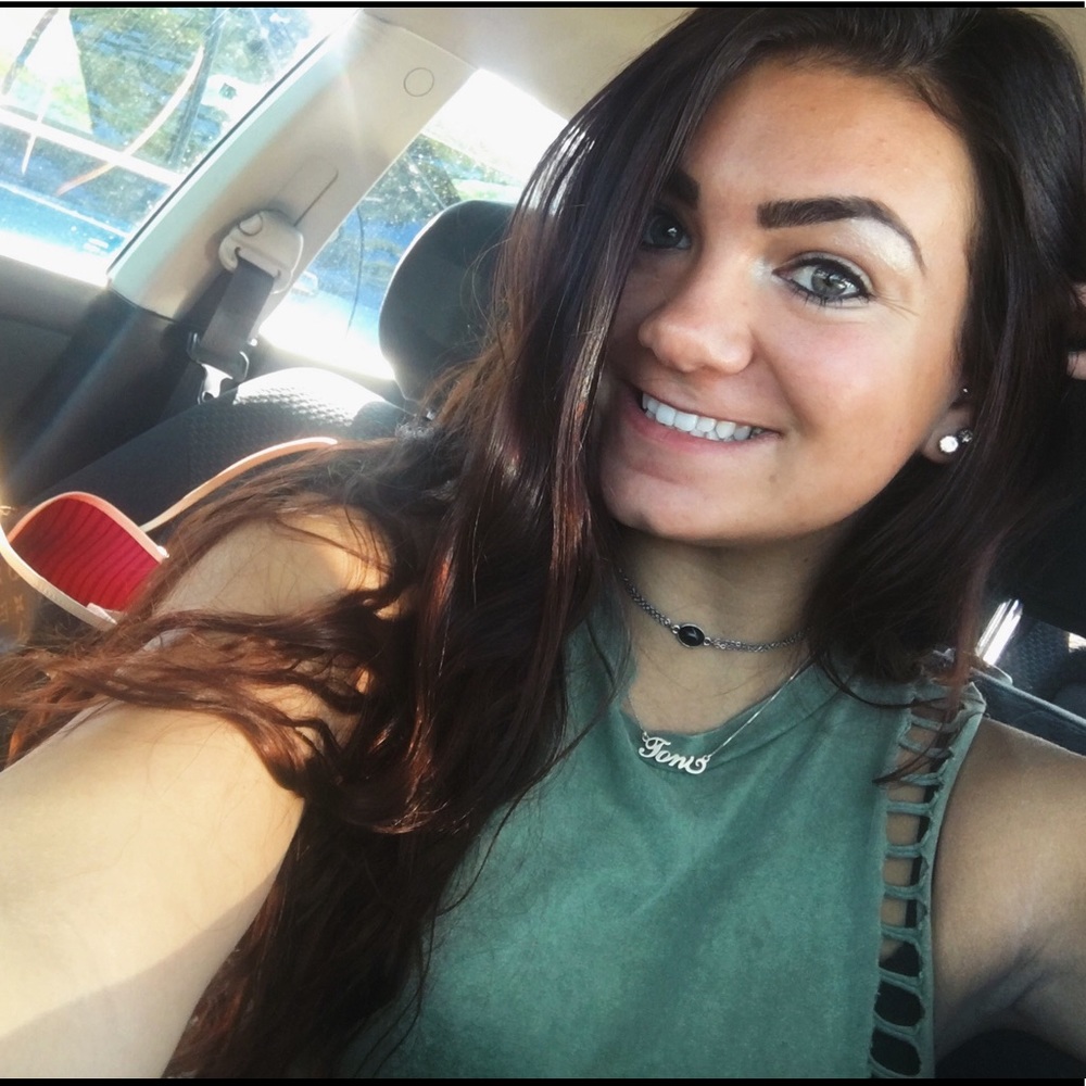 Meet your Posher, Toni-anne