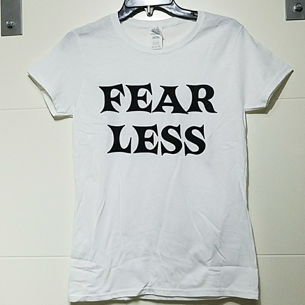 🎉🤺FEARLESS or FEAR LESS T-SHIRTS - Picture 3 of 5