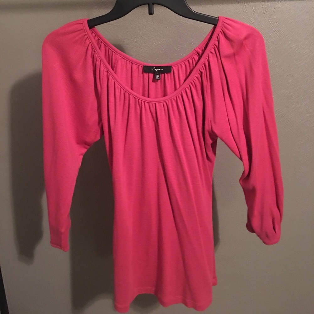 Three quarter length top