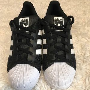 Adidas Superstars