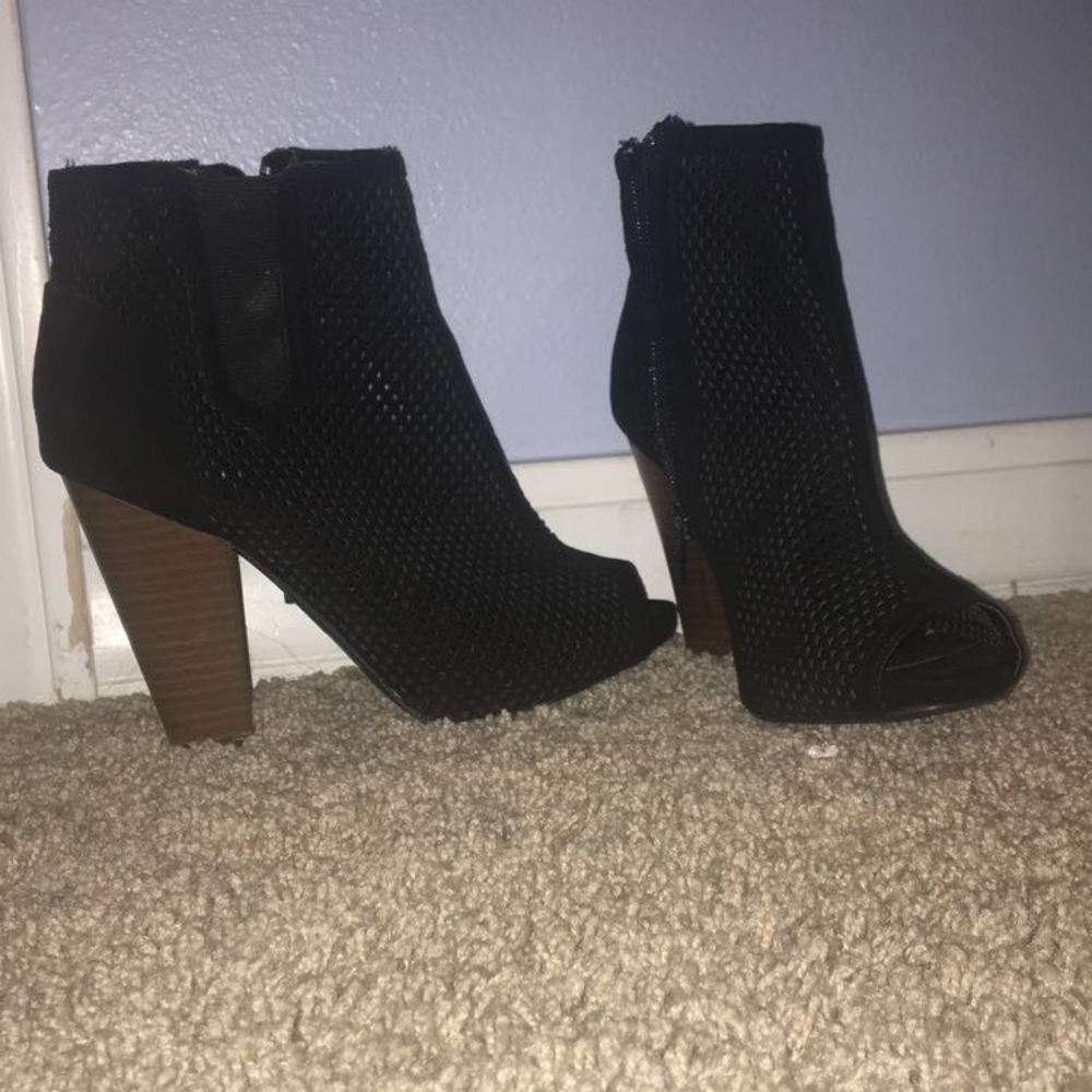 Black heels