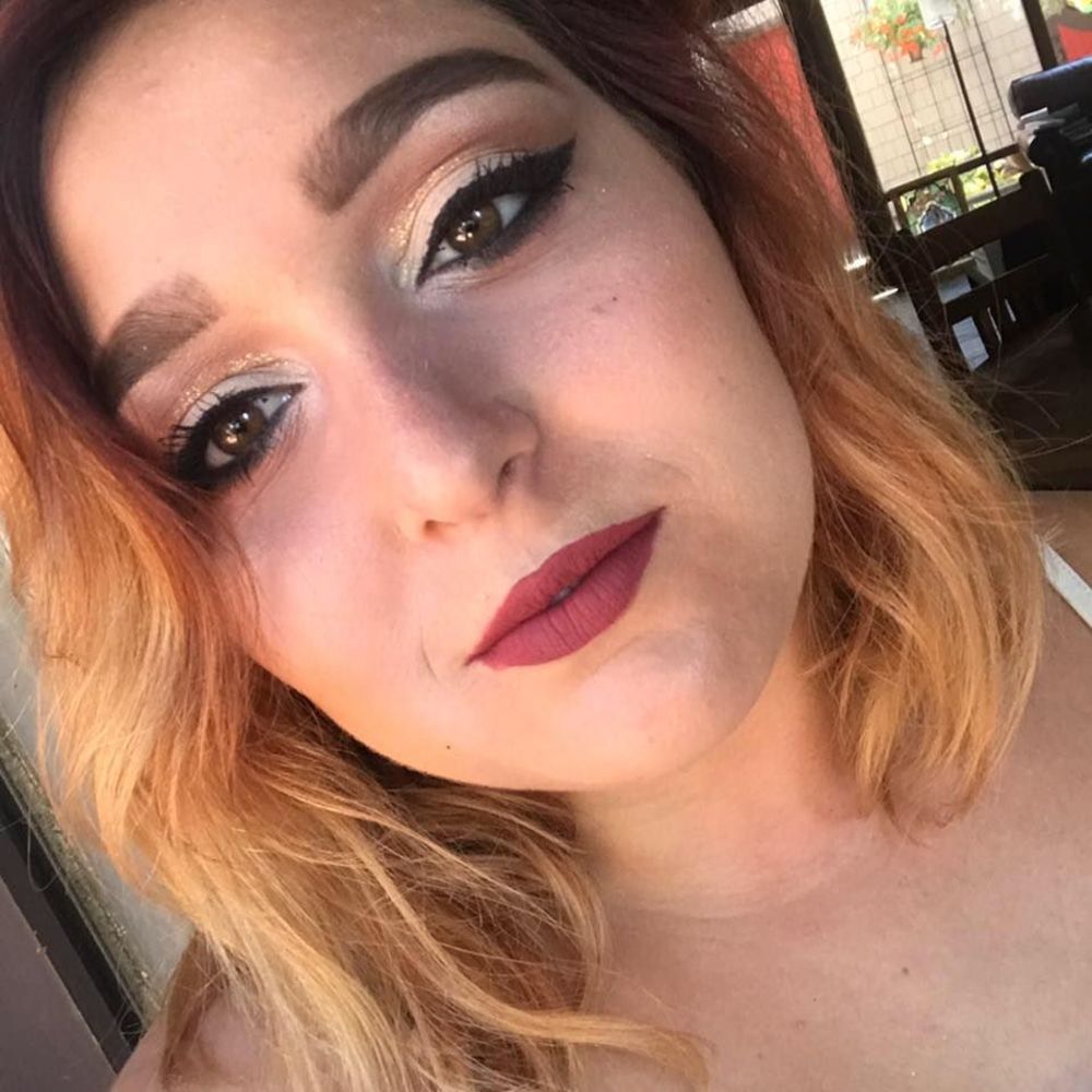 Meet your Posher, Hayley