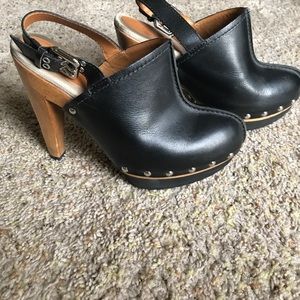 Michael Kors Claudia platform clogs