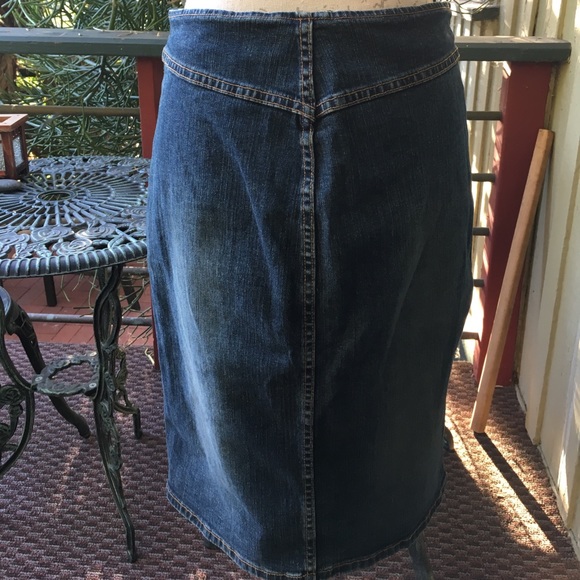 Distressed Denim Skirt - Picture 6 of 7