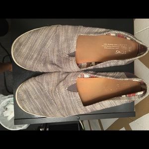 Women's TOMS Size 11