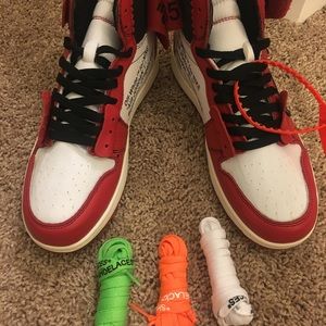 OFF WHITE AIR JORDAN 1 SIZE 10.5