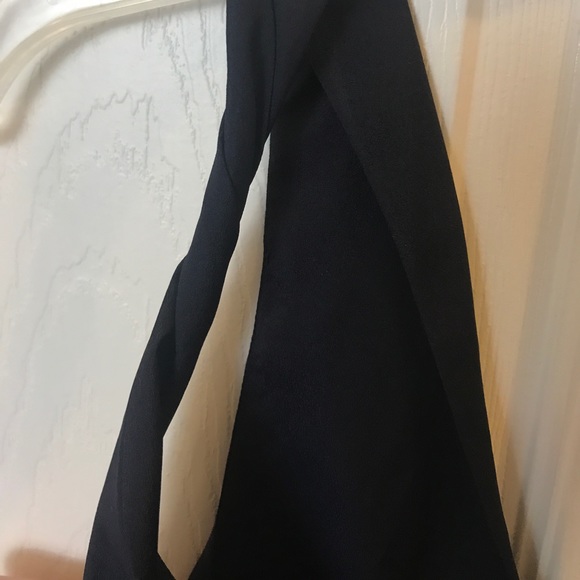 Deep V silk tank - Picture 3 of 5