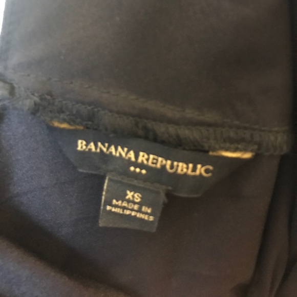 Deep V silk tank - Picture 5 of 5