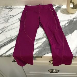 Lululemon magenta cropped mesh leggings 8