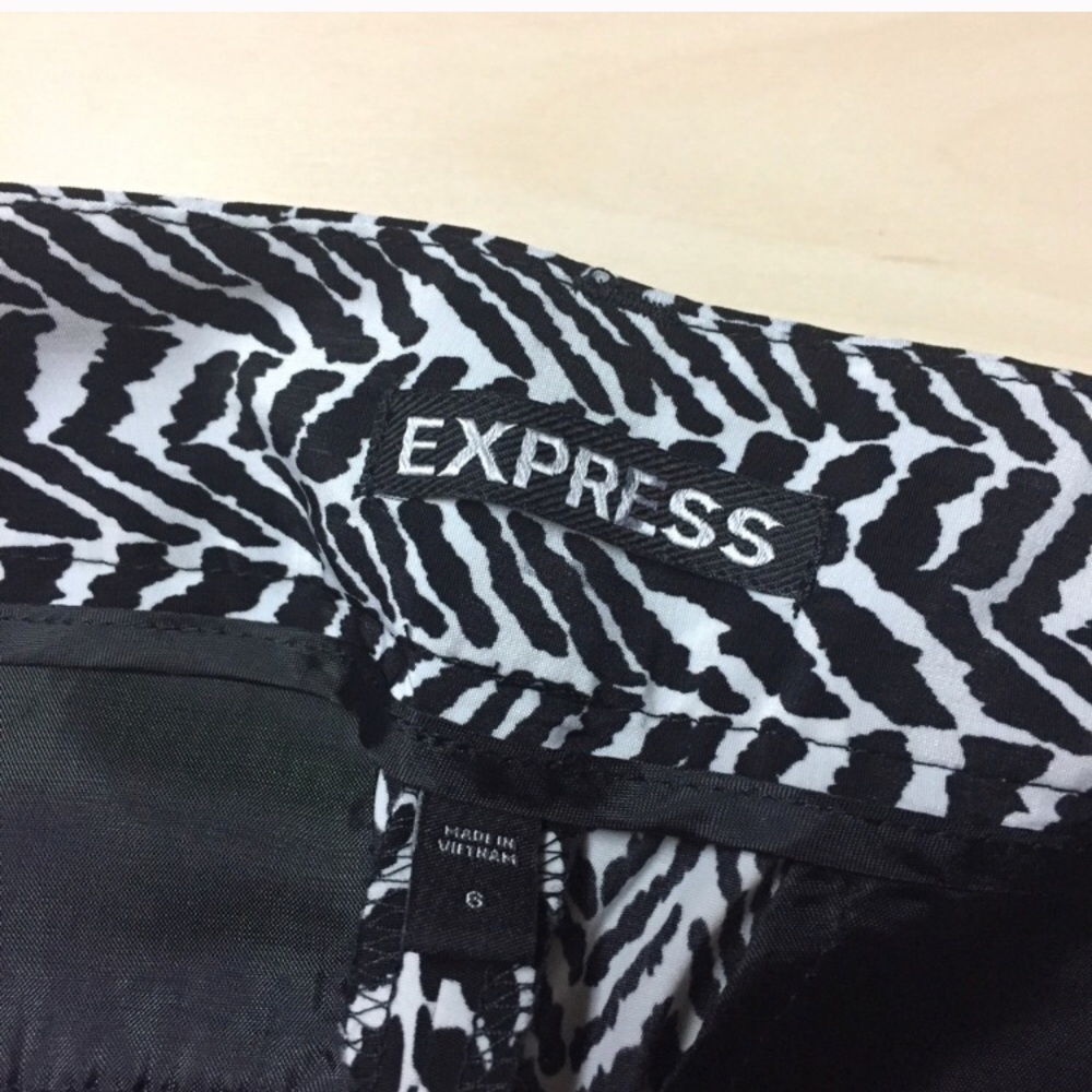 Express Pant - Picture 3 of 3