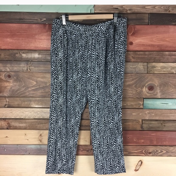 Express Pant - Picture 2 of 3