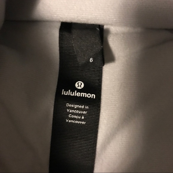 🔘SOLD🔘 lululemon Down For It Jacket - Picture 4 of 4