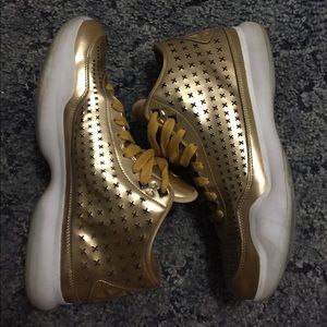 Nike Kobe "X" Gold mids
