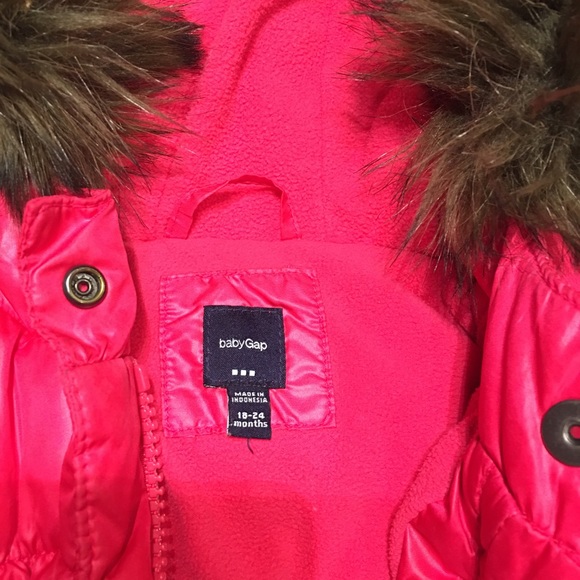 Baby Gap Puffer Coat 18-24m EUC removable fur