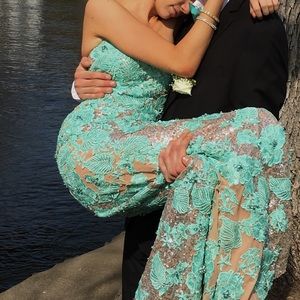 Sherri Hill prom dress