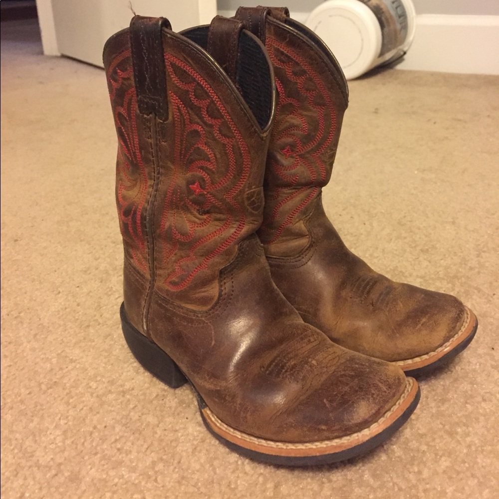 Ariat cowboy boots size 11