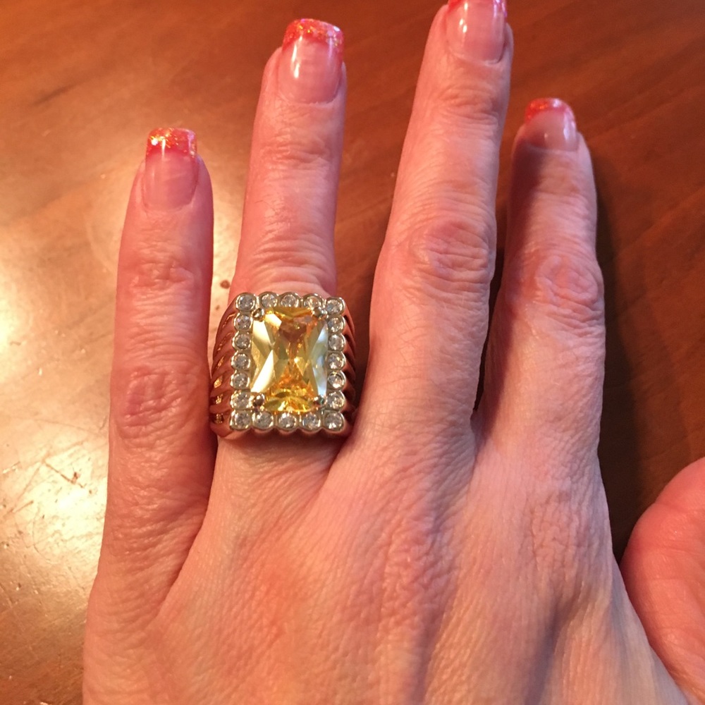 Camille Lucie ring