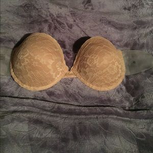 D cup sticky bra