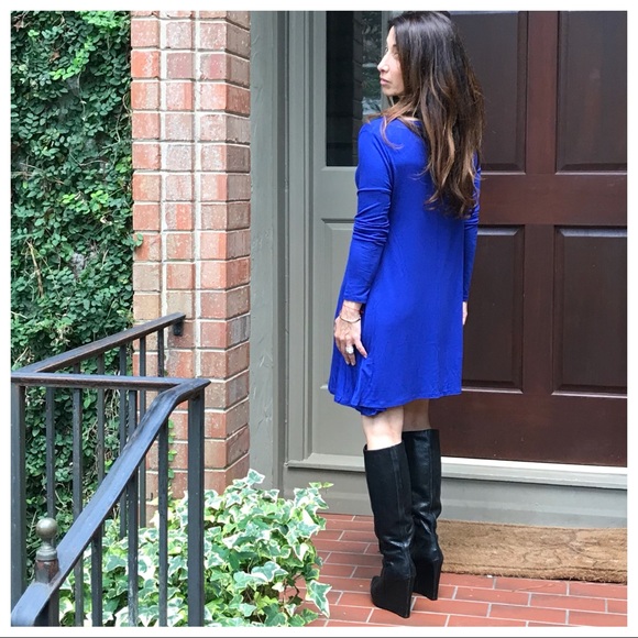 ✨LAST ONE ✨Royal blue V neck swing dress - Picture 2 of 5