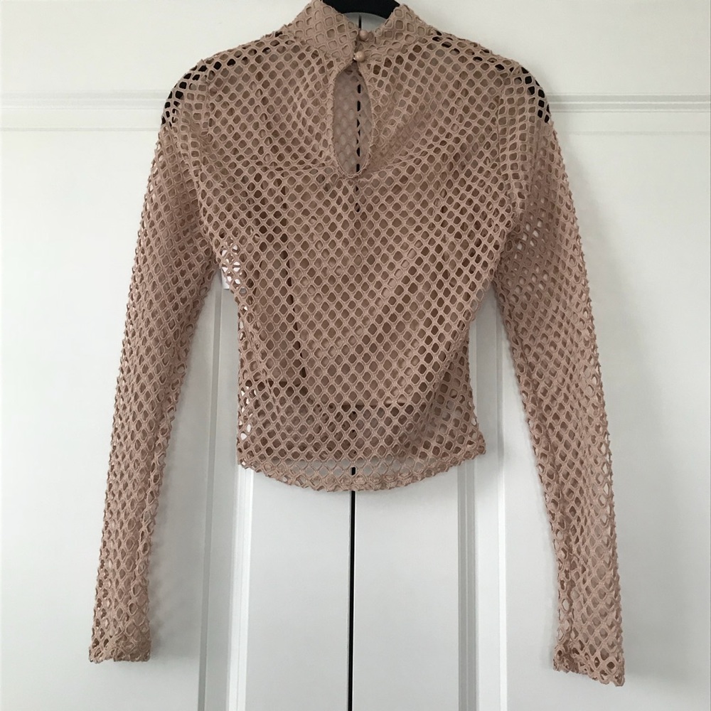 Keyhole crop top - Picture 2 of 3