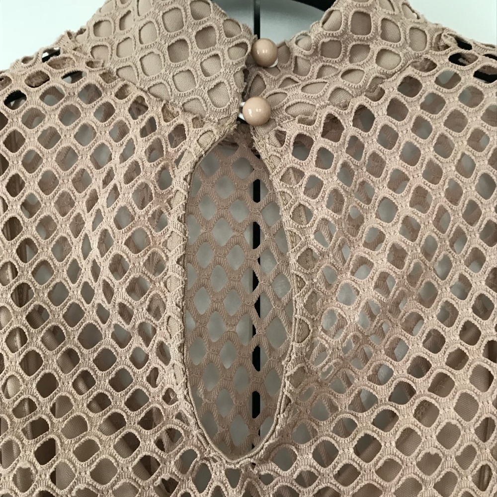 Keyhole crop top - Picture 3 of 3