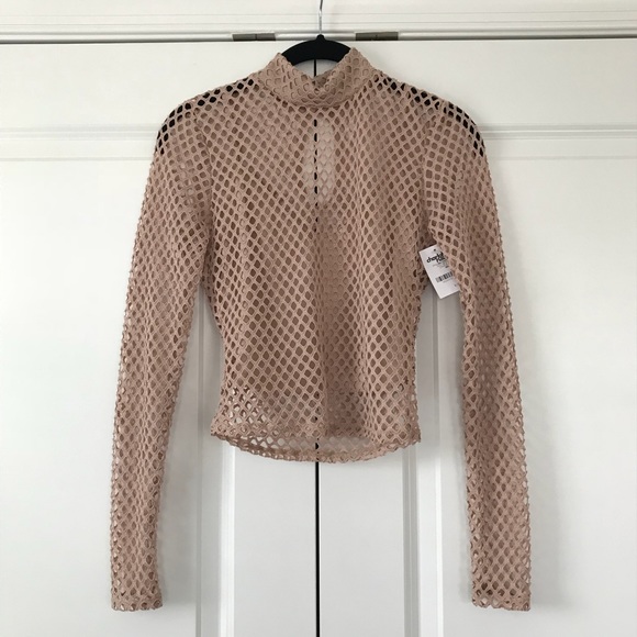 Keyhole crop top - Picture 1 of 3