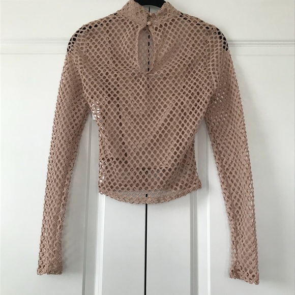 Keyhole crop top - Picture 2 of 3