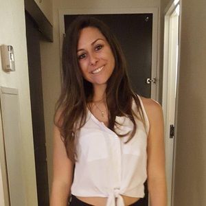 Meet your Posher, Ashley