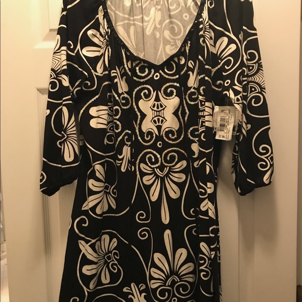 Women’s tunic dress