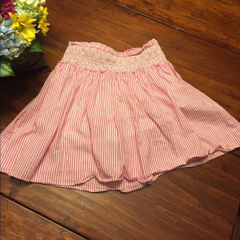 Light and airy pink/white striped crew cuts skirt