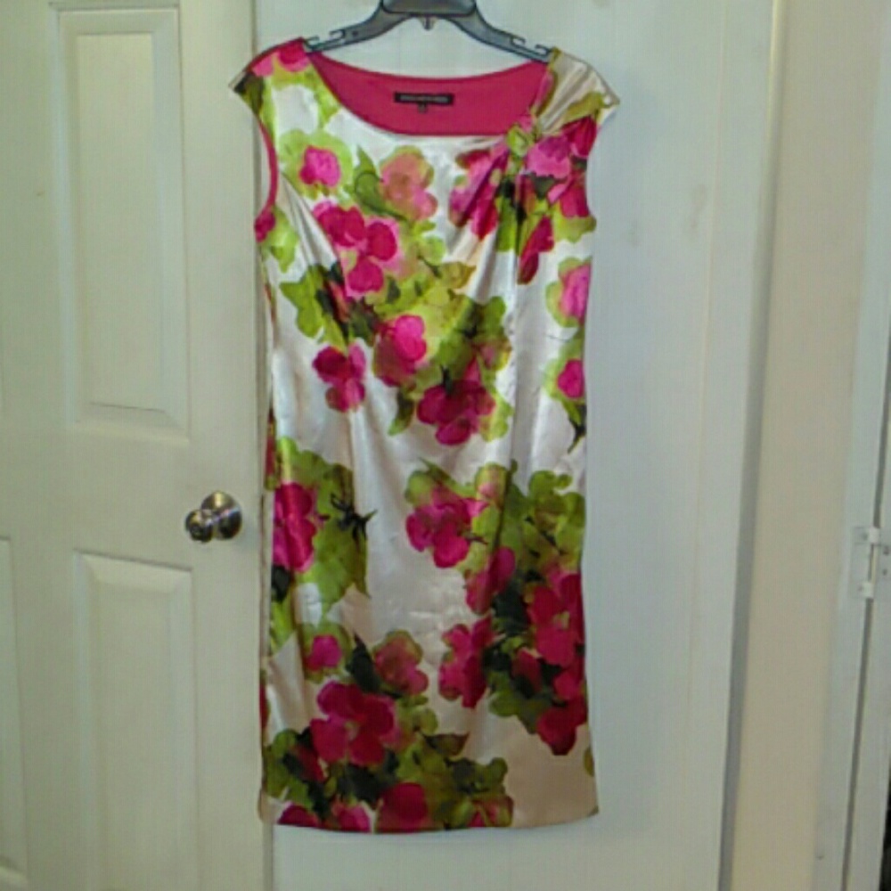 Sleeveless Floral Dress