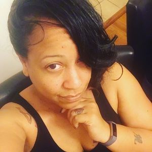 Meet your Posher, Aisha