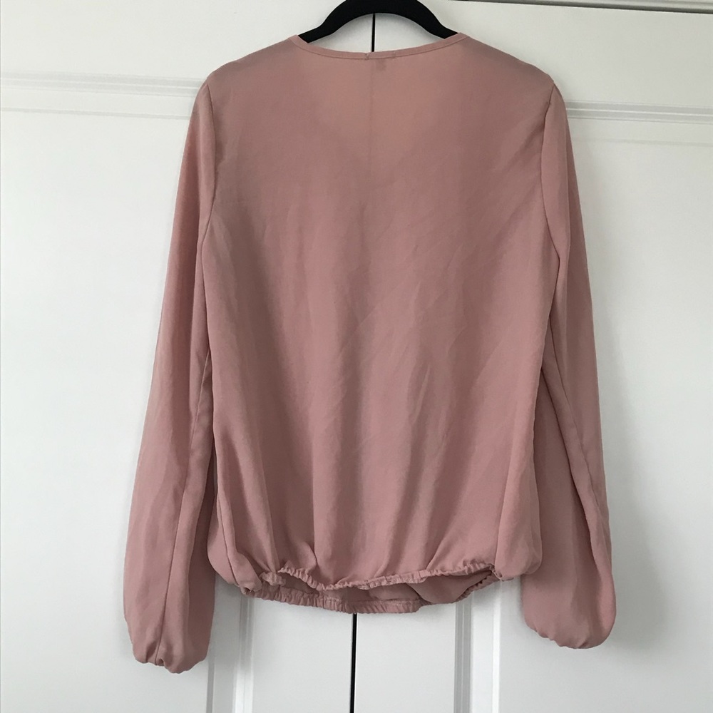 Blush blouse - Picture 2 of 2