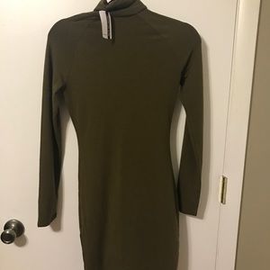 Forever 21 turtle neck long sleeve dress bundle!