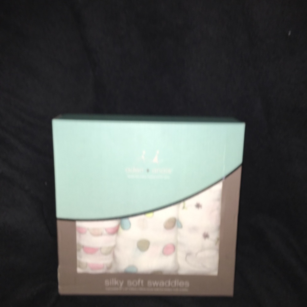 Three packs why the blankets