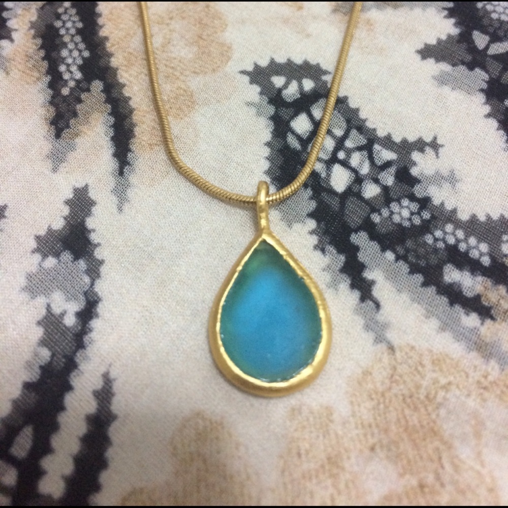Teardrop Pendant Necklace