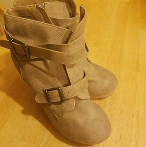 Women Boots