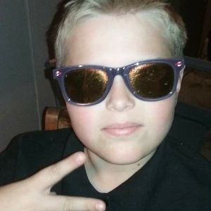 Meet your Posher, Cameron