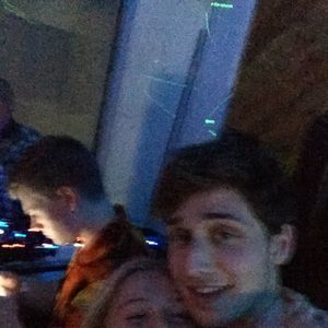 Meet your Posher, Thomas