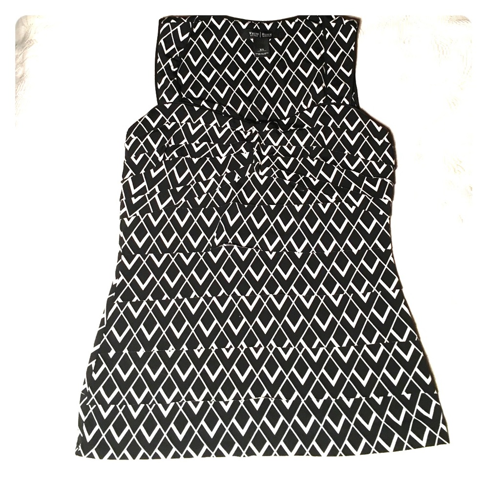 Fun WHBM stretch tank top. XS.