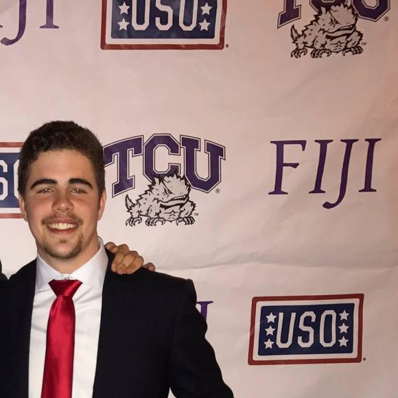 Meet your Posher, Andrew - Picture 1 of 1