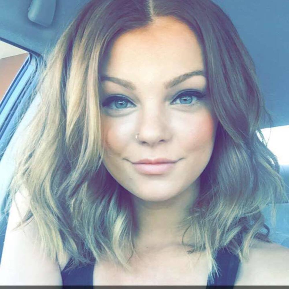 Meet your Posher, Carly