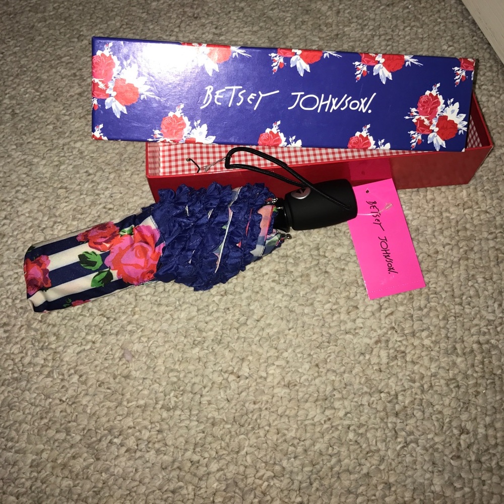 Betsey Johnson Rosie Garden Umbrella