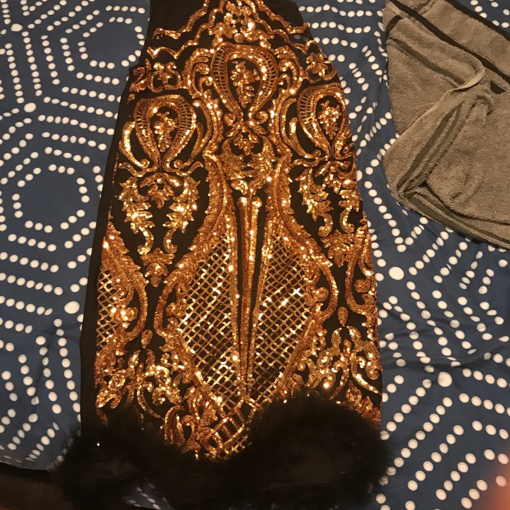 Custom made sequence dress Black and gold