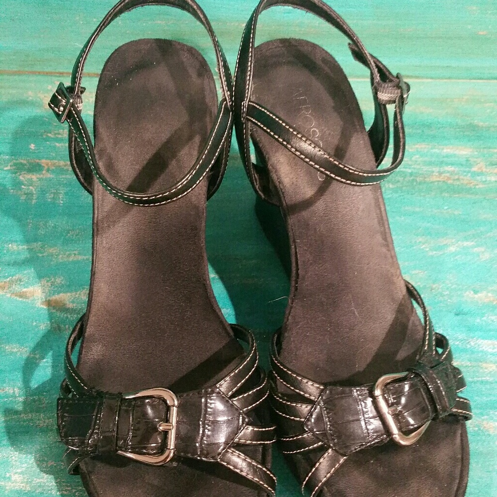 Black shoes