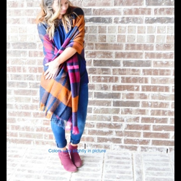 💫SOLD 💫❄️ BLANKET SCARF!❄️NWT - Picture 4 of 7