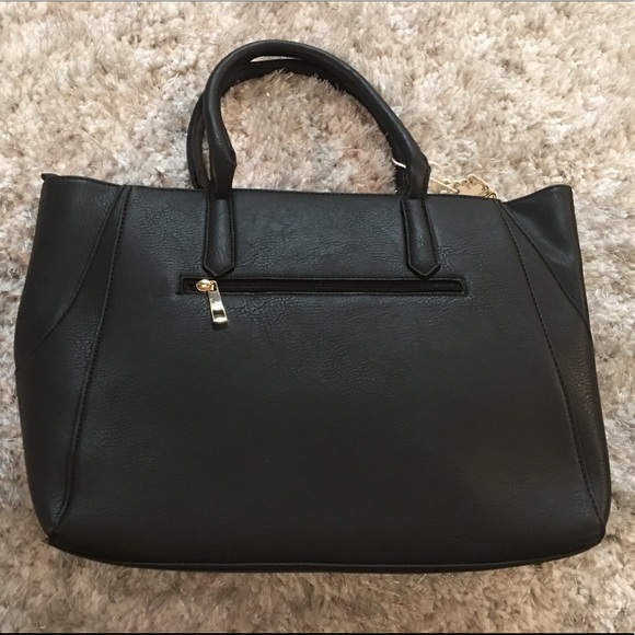 Black and gold accent purse - Picture 4 of 7