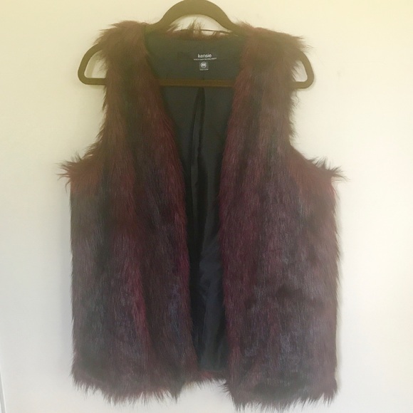 Kensie Burgundy Faux Fur Vest - Picture 3 of 4