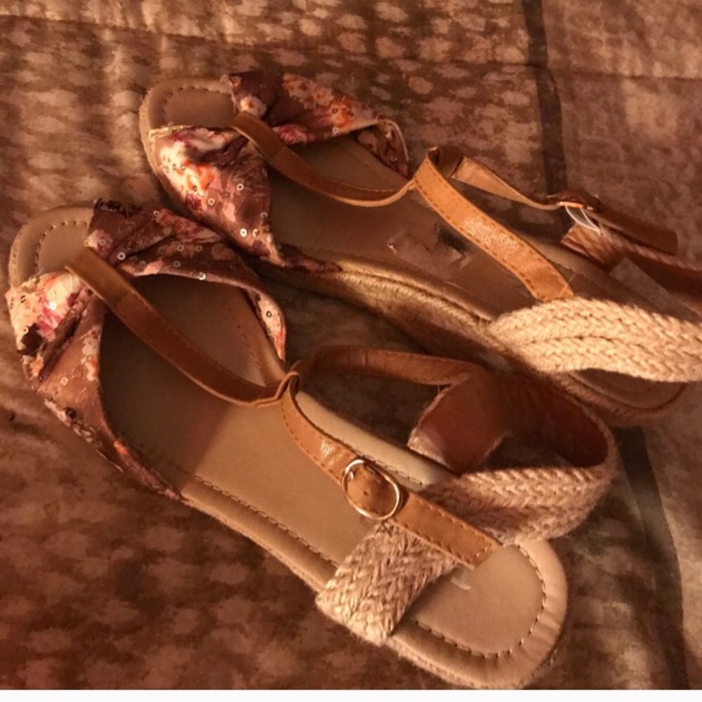 Wedges - Picture 1 of 2